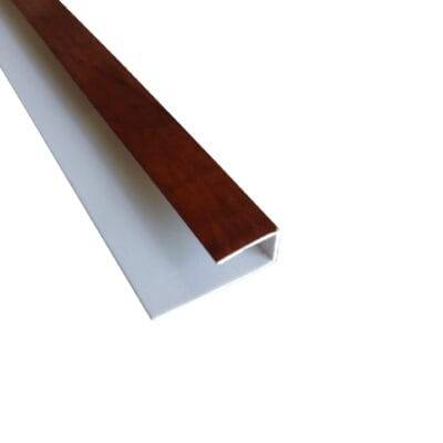 Perfil J wallpanel bambú color caoba.