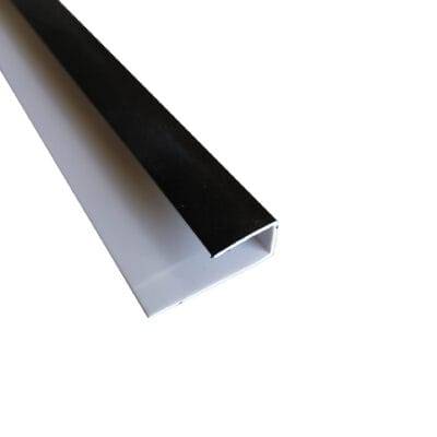 Perfil J wallpanel bambú color negro.