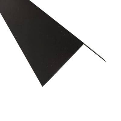 L para siding metálico. L siding metal.