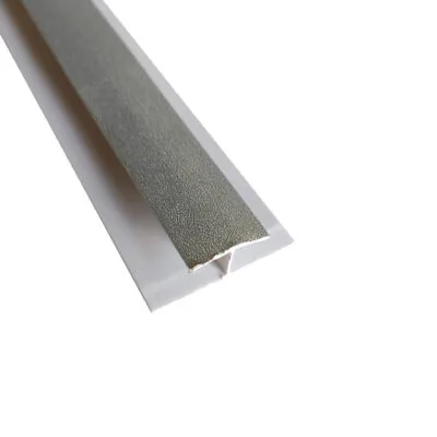 Perfil unión wallpanel bambú color plata.